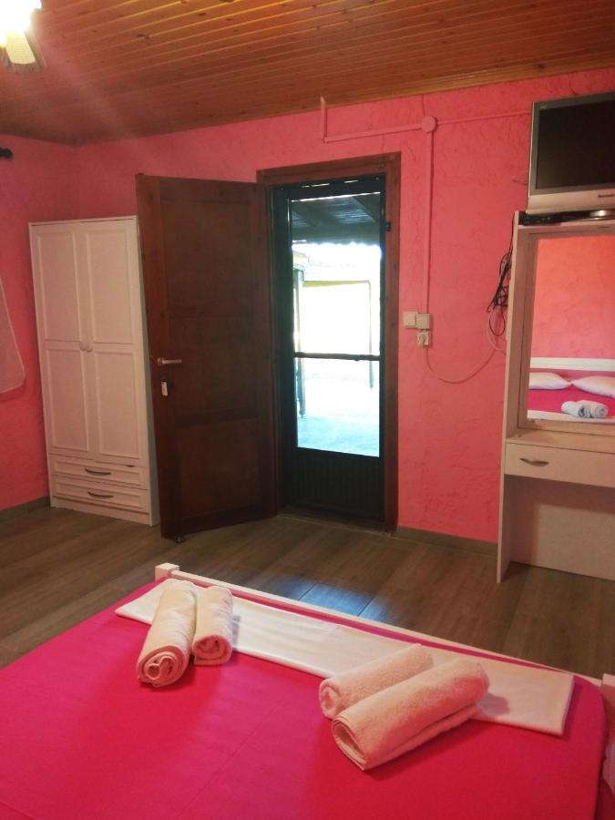 Farma Giannis Apartment Сарти Екстериор снимка