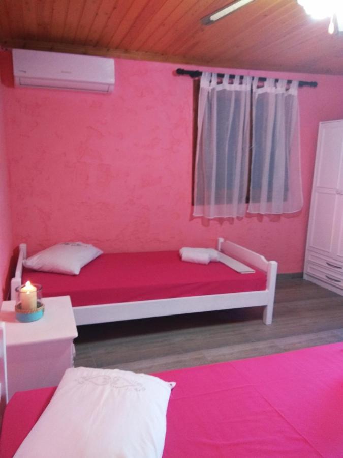 Farma Giannis Apartment Сарти Екстериор снимка