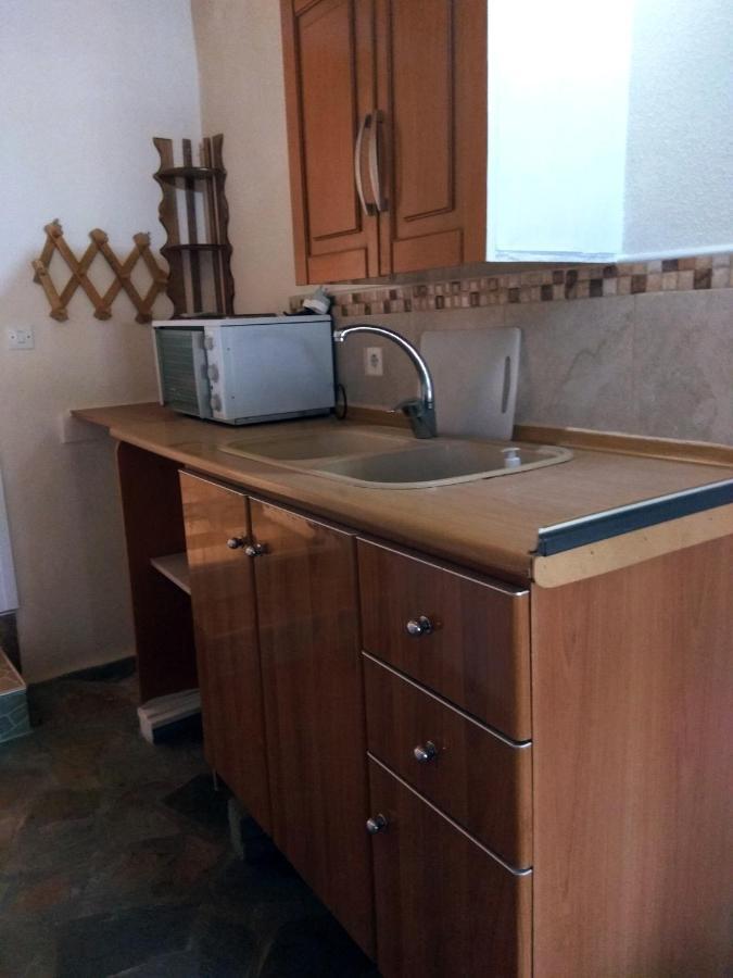 Farma Giannis Apartment Сарти Екстериор снимка