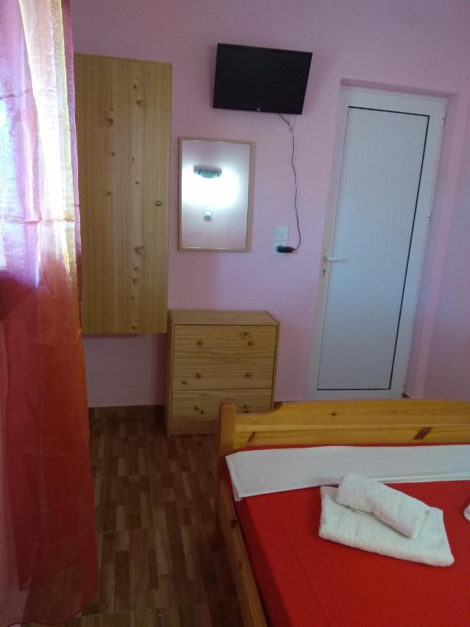 Farma Giannis Apartment Сарти Екстериор снимка